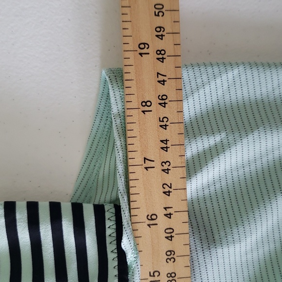 Lululemon Athletica Run Back On Track Tank Top Women 10 Mint Moment Black Stripe - Picture 10 of 14